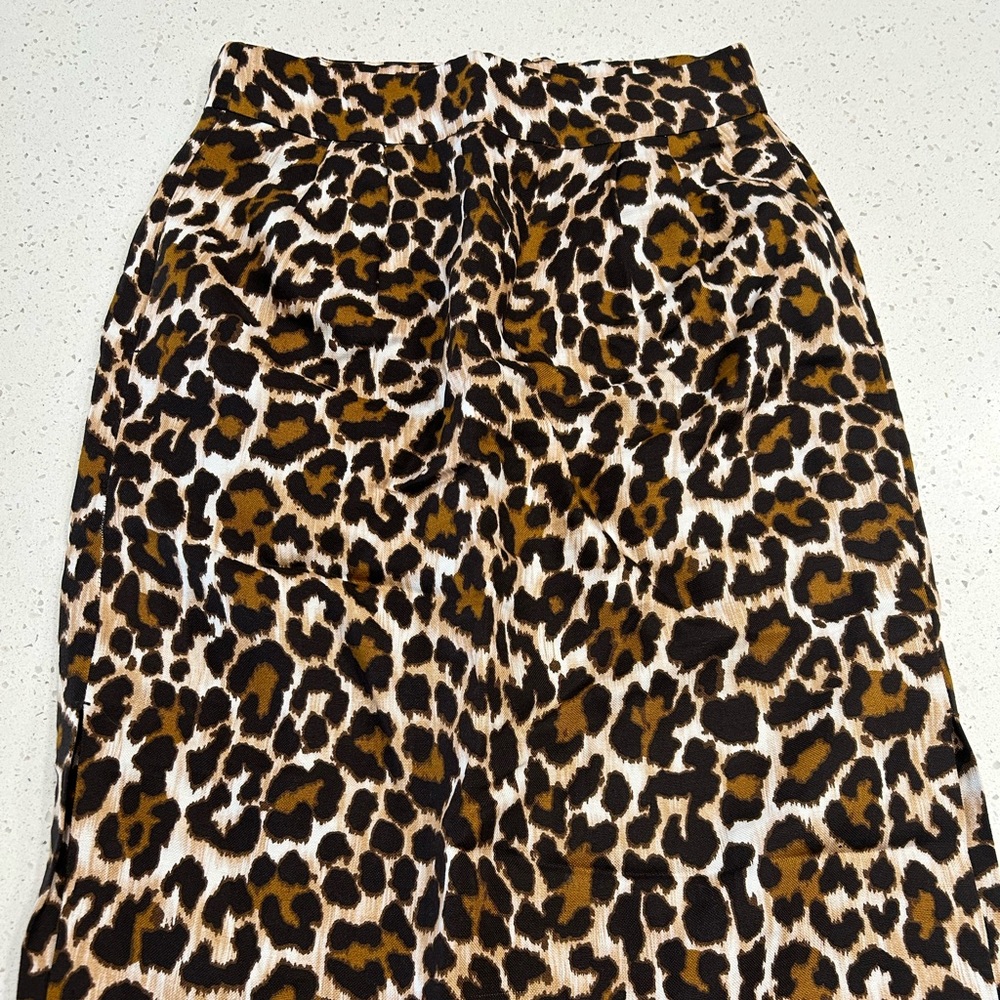 JCrew Size 8 pencil skirt.